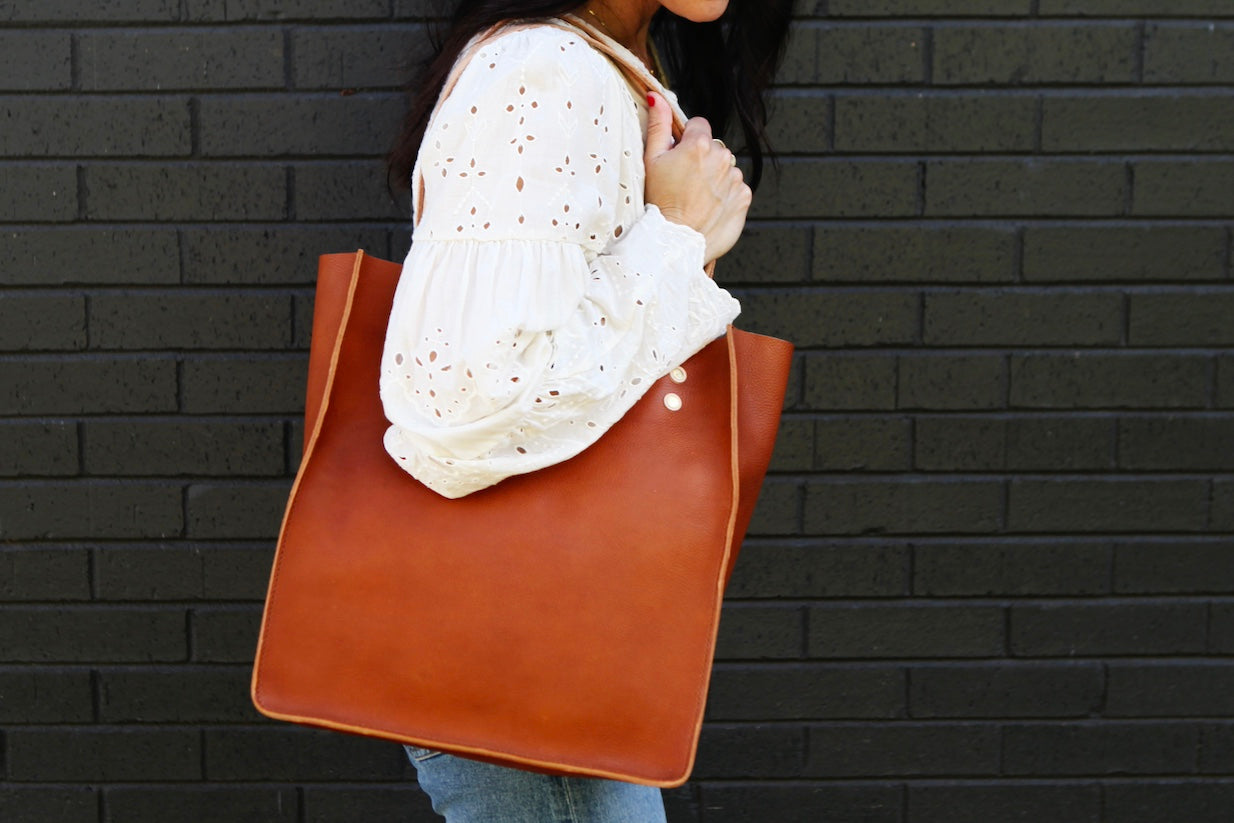 the paneled tote