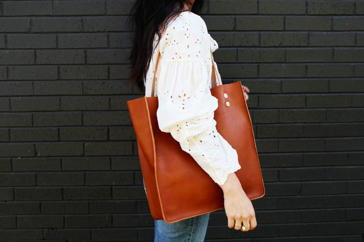 the paneled tote