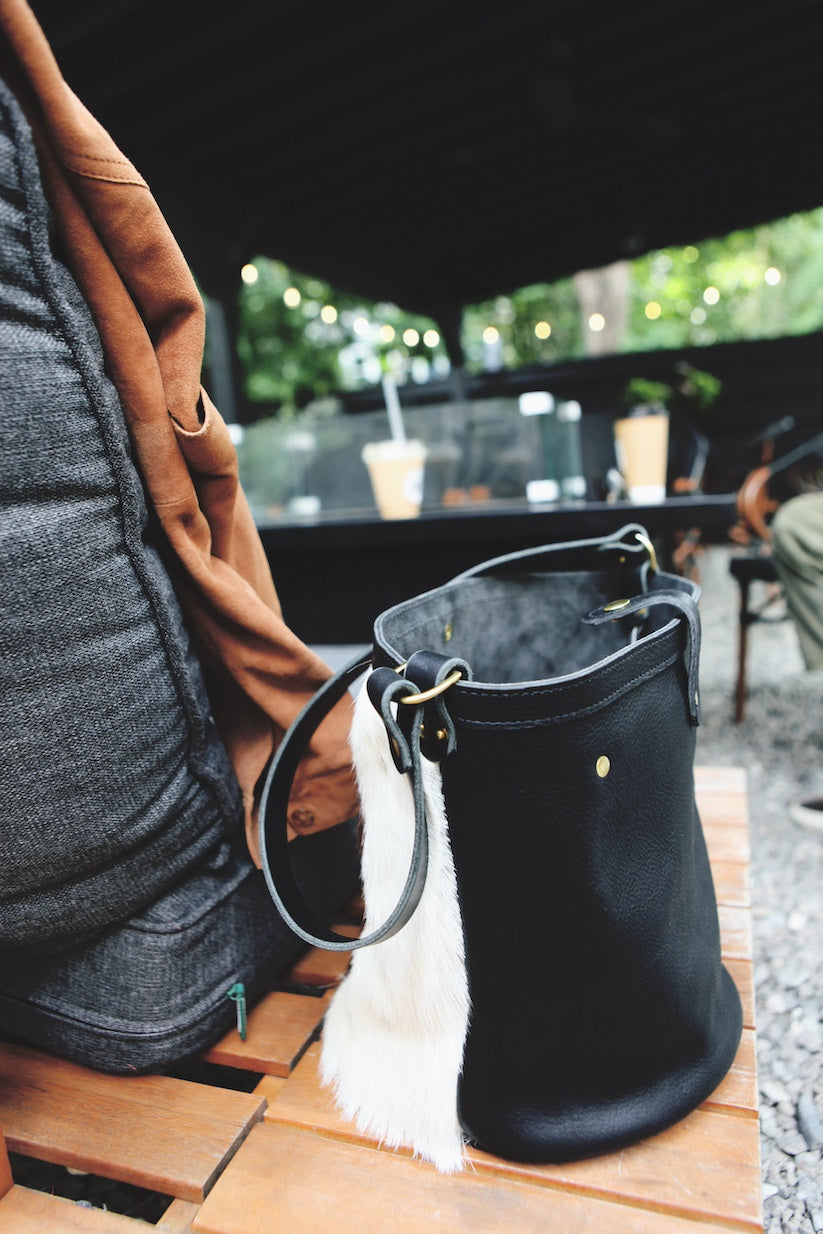 the range bucket bag