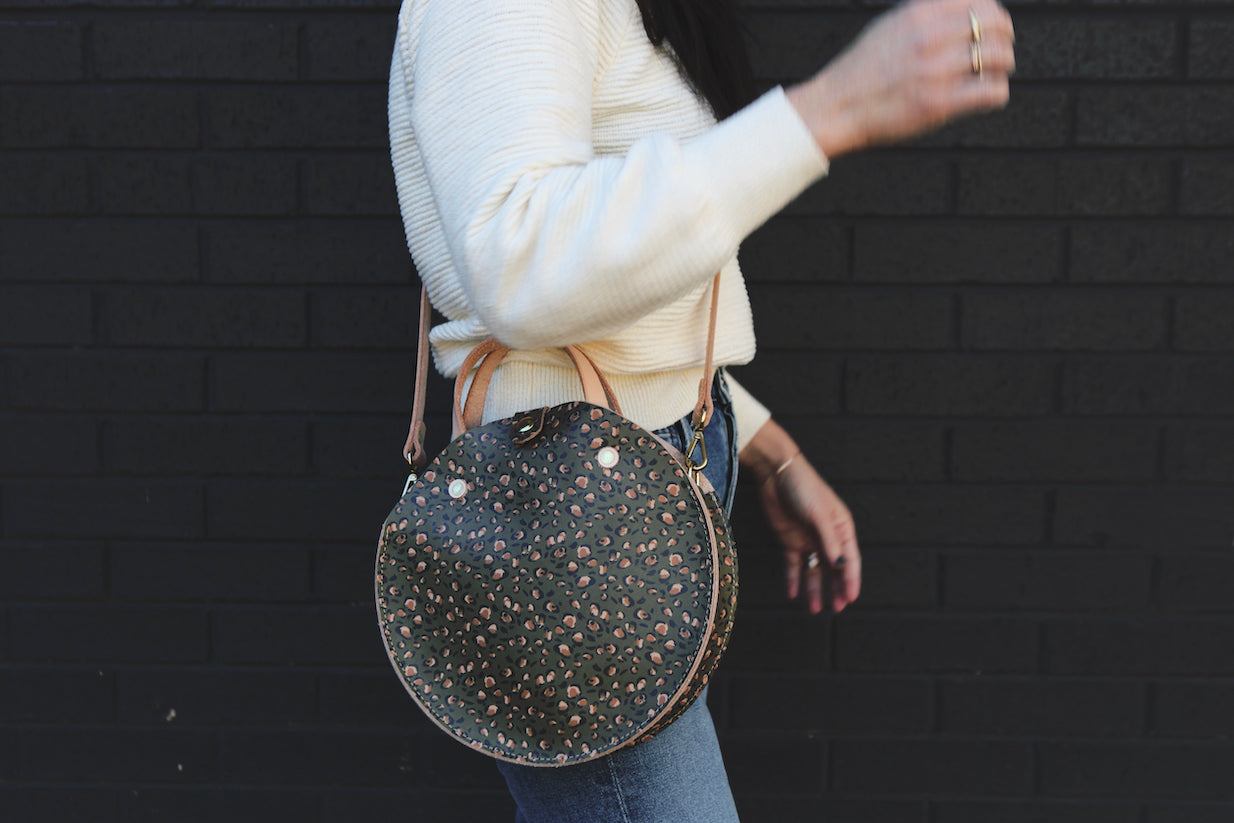 the roundabout crossbody, olive leopard print
