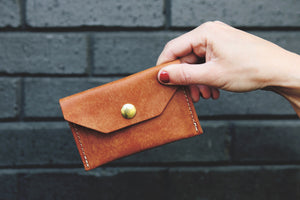 the small snap pouch, leather